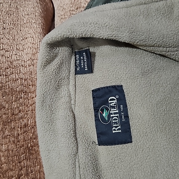 Redhead XL green Adventure Vest - Picture 3 of 3